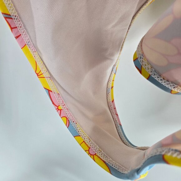 Yellow 70s style daisy print One Piece Swimsuit Rashguard Small - Picture 5 of 9